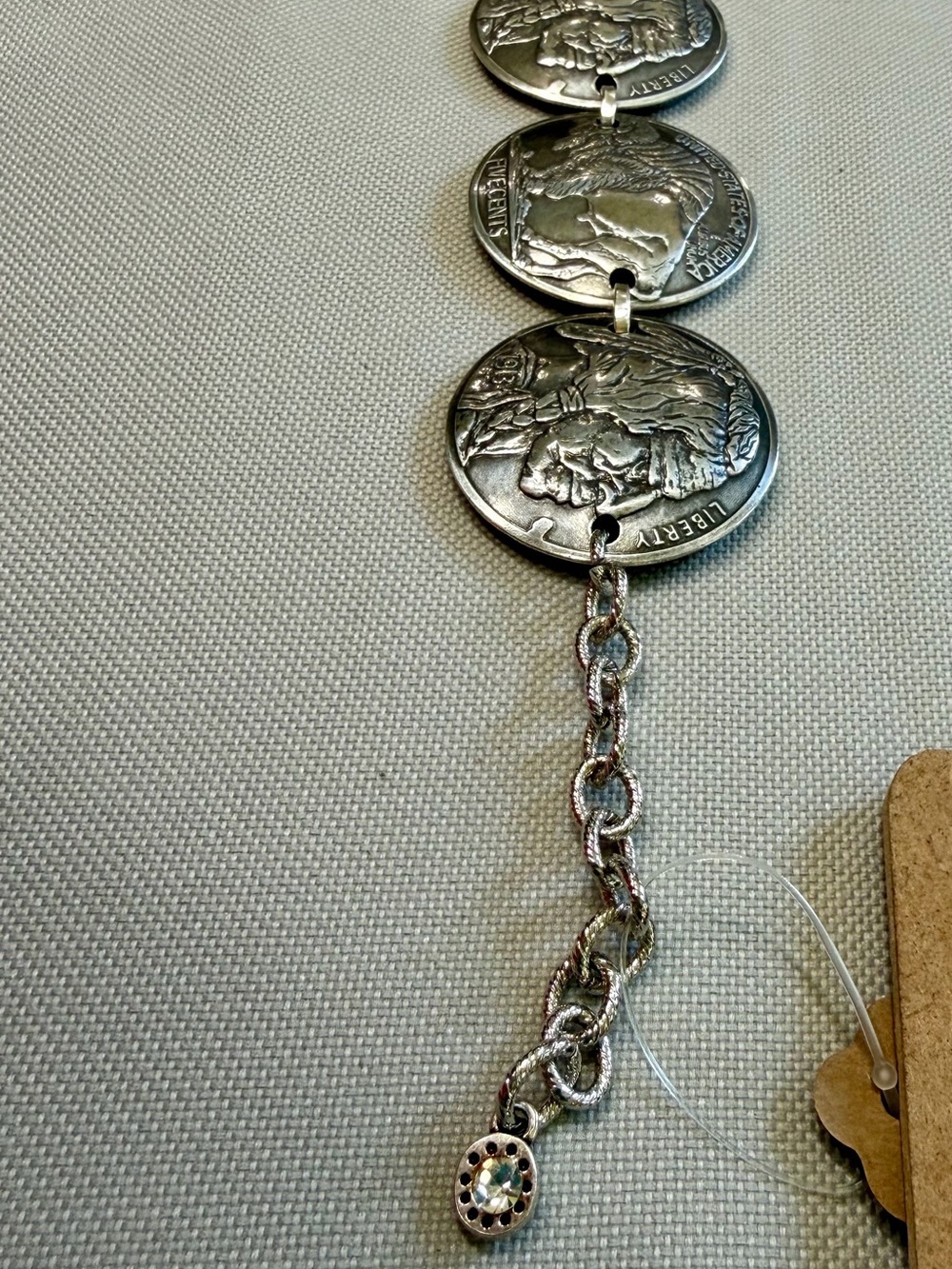 Western Buffalo Chief Silver Toned Coin Link Bracelet - Picture 4 of 4